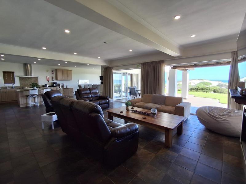 6 Bedroom Property for Sale in Duyker Eiland Western Cape